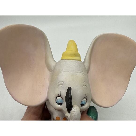 Disney's Magic Memories Porcelain Figurine Limited Edition Dumbo 1980s 5.5" - Picture 6 of 8